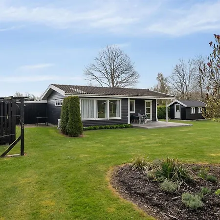 Verneri - 300m From The Sea By Interhome 펜션 Tranekær